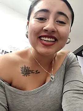 _Sarah-Office1 webcam