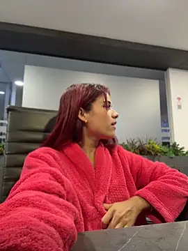 amber_sparkle webcam