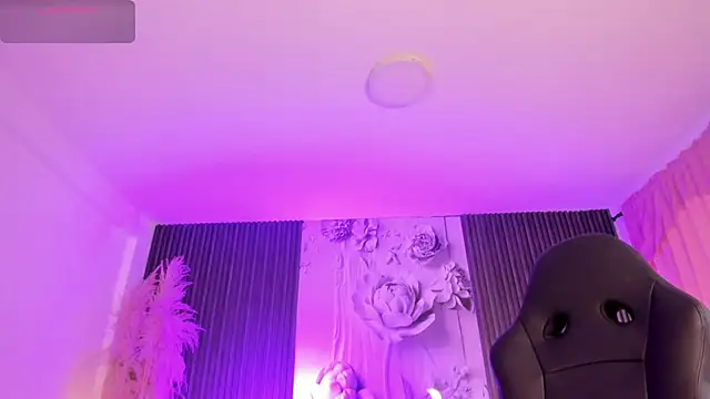 MichellePreston webcam