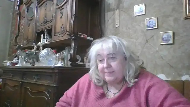 Lala-Love56 webcam