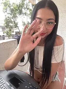 Daniela_Pink webcam