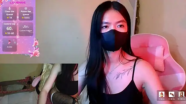 Luna_Moonfang live sex cam