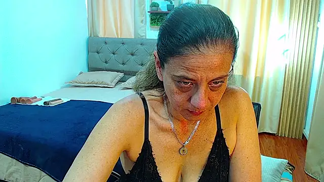 sasi_luna webcam