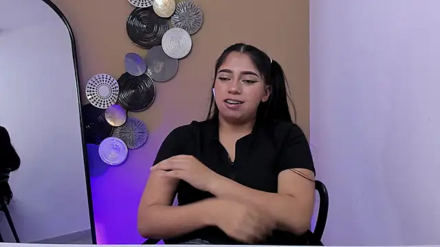 luna_cute__ webcam