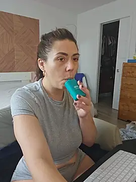 Ellie-Elizabeth webcam