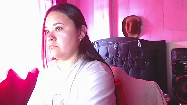 NikkiRous_ webcam