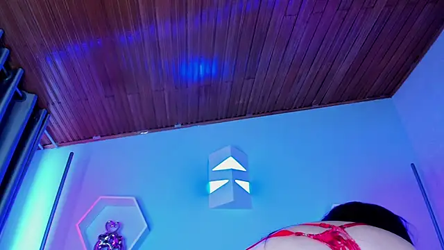 _raven_black webcam