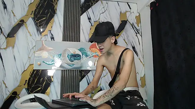 TWINKS_BOYSX webcam