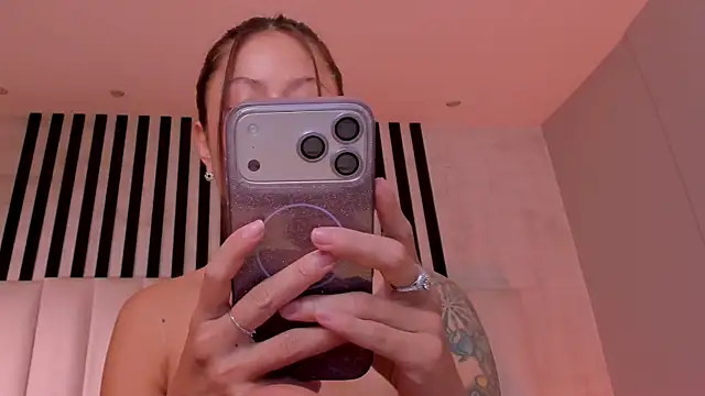 ErikaBenz_ webcam