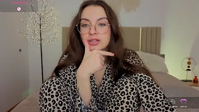 Real_cutie1 webcam