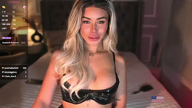 ZyraGoddes live sex cam