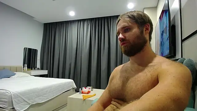 LorenzoLux live sex cam