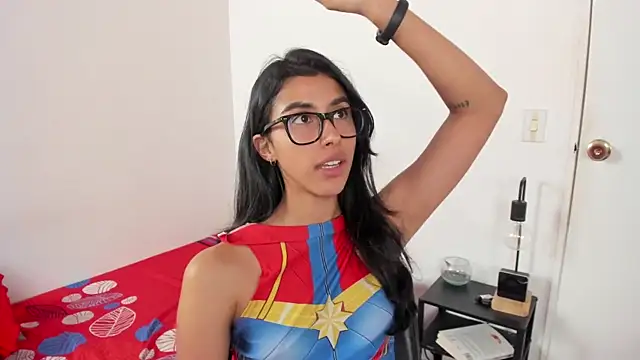 Mazikeen__18 webcam