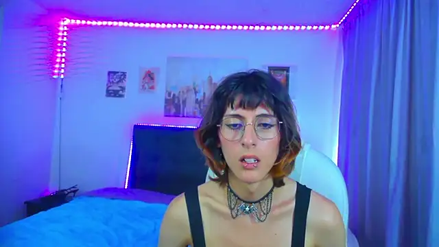 goth_minerva webcam