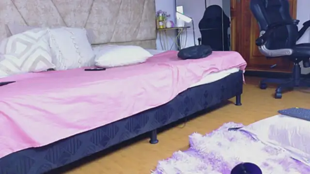 victoria_withmore webcam