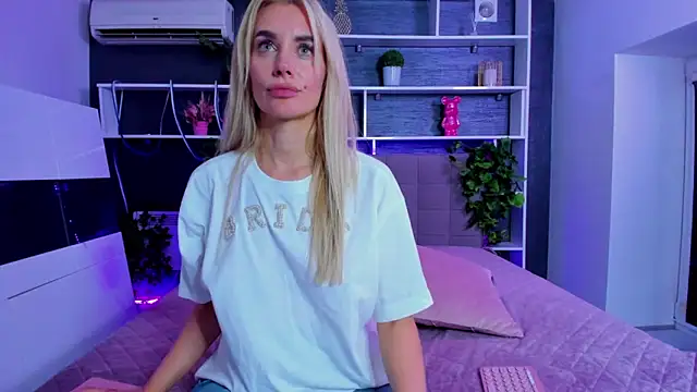 SabrinaSharm live sex cam