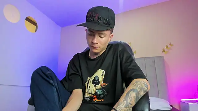 Nascary_Fox webcam