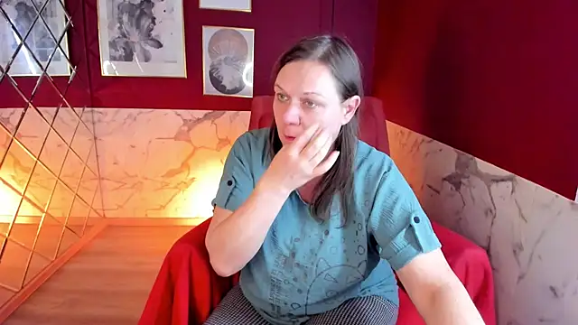 KellyPerfection webcam