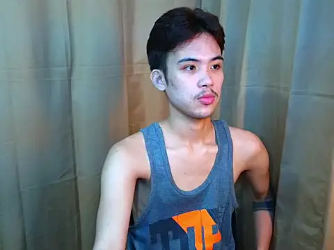 UrasianCummer02 webcam
