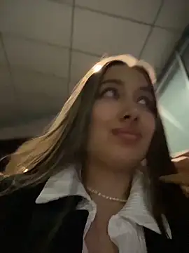 ICrazyOneIRL webcam