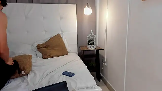 Alejo-and-Thiago webcam