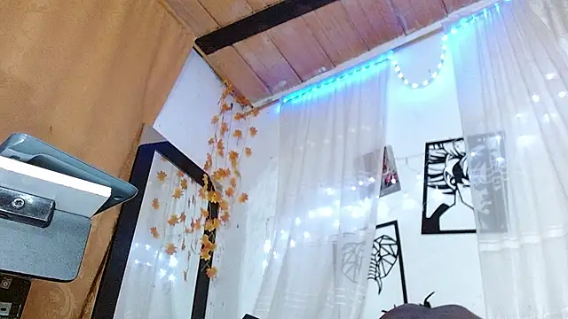 angel_bonbom webcam