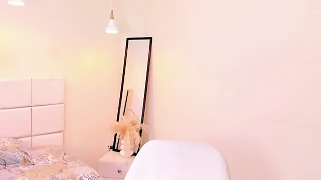 your_khloe webcam