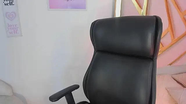 LanaJones_ webcam