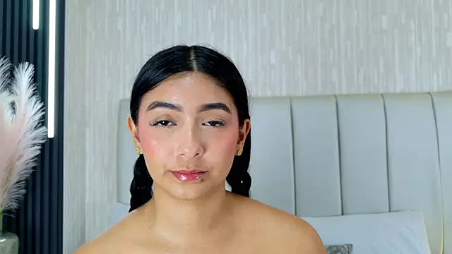 MeganCruzGB webcam
