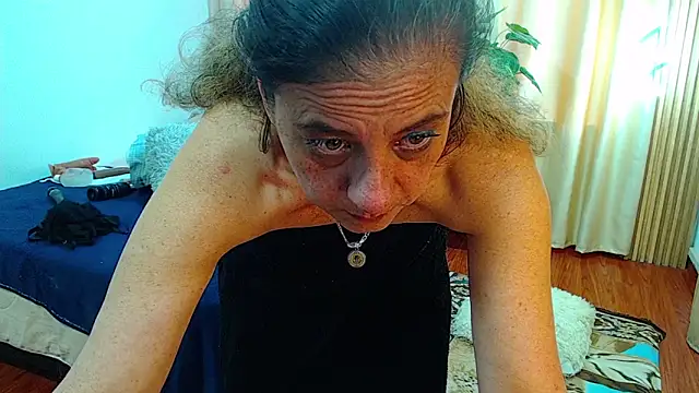 sasi_luna webcam