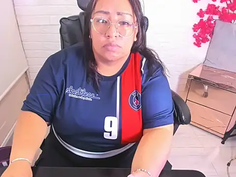 Shara_Oz webcam