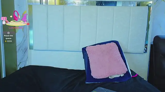 Chloe16_ webcam