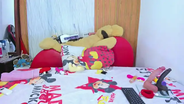 lunastar02 - Lunastar02's free webcam - UK Sex Cams