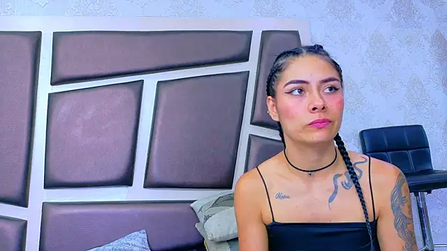 nicoleesposito - NicoleEsposito's free webcam - UK Sex Cams