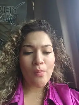 Sara_smiiith211 webcam