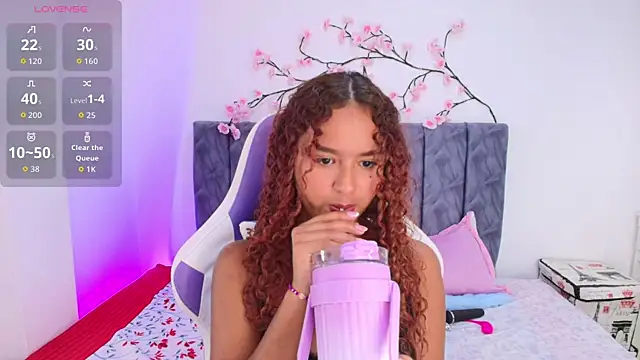 Sophiee_Velvet webcam