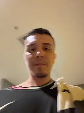 adam-rivera webcam