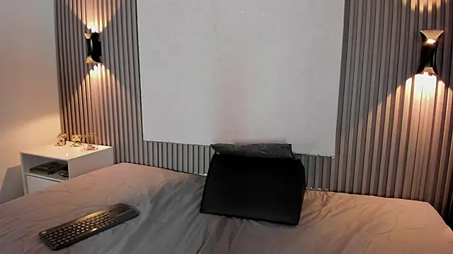 Alexa_Zc petite 18+ teen cam