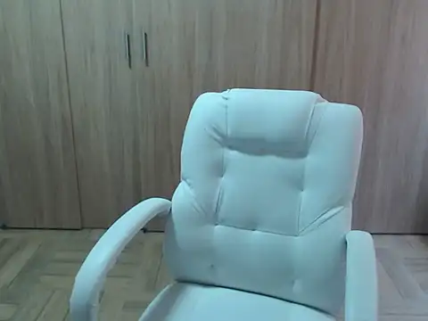 Haileey_ross brunette tease webcam show