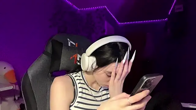 NightFoxxx webcam
