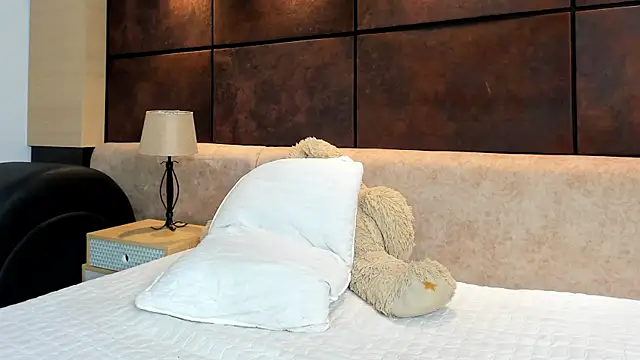 AshlyBella webcam