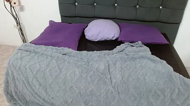 Cataleya_Rouge_ webcam