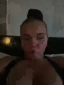 MaddisonWhitex webcam