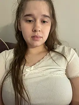 HornyGirlH live show