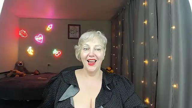 Mary-Leee webcam