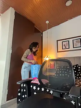 karlamorris_ webcam