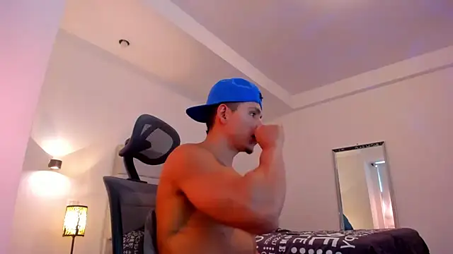 chris_morgan7 webcam