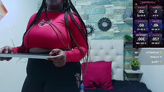 Skylernaomi webcam