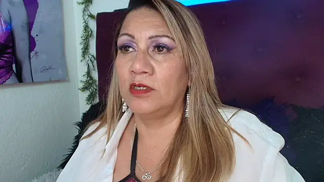 yayita_mature webcam