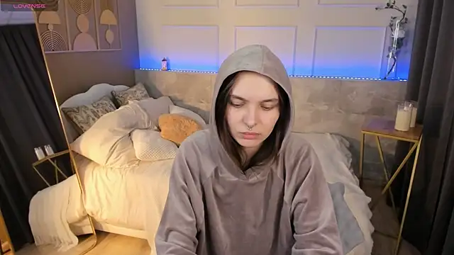 ChloeSunny webcam